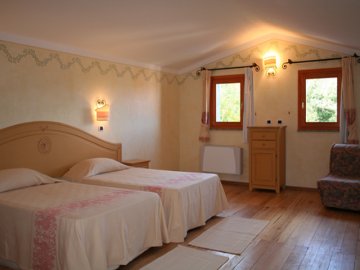 Hotels & Resorts in Sardinia: Hotel Sa Muvara in Aritzo - Holidays Sardinia