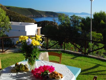 Residences in Sardinia: Holiday homes Is Cannisonis in Torre dei Corsari - Holidays Sardinia